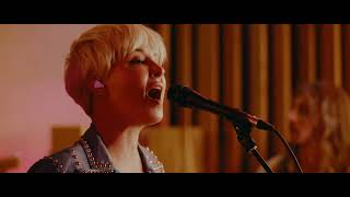 Maggie Rose - What Makes You Tick (Feat. Marcus King) [Live From Fame Studios]