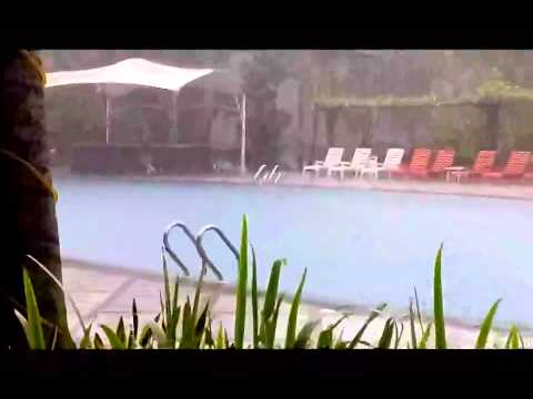 Crazy George with rain