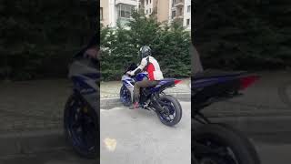 Yamaha R25 Lastik Yakma