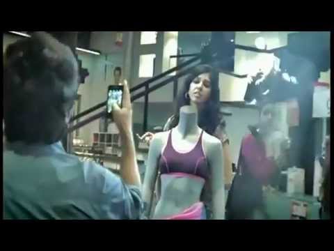 Airtel - Har Ek Friend Zaroori Hota Hai Airtel AD