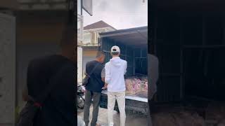Gus Azmi Mengambil Seserahan Buat Acara Lamaran Nya