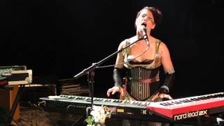 Amanda Palmer Live In Vienna 2011 Olly Olly Oxen Free 13 23 Amanda Palmer Live In Vienna 2011 Olly Olly Oxen Free 13 23
