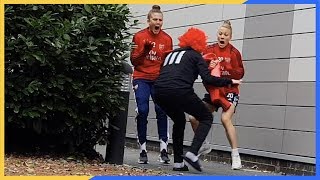qGWHPGZGH5o Video Image