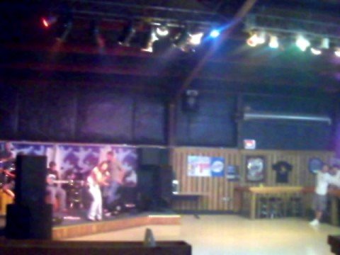 Bo Cox @ rowdy Bucks,
