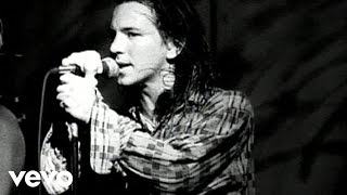 Watch Pearl Jam Alive video