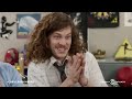 Uncensored - The Workaholics Guys Find a New Cubicle Mate (feat. Seth Rogen and Zac Efron) klip izle
