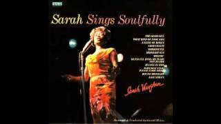 Watch Sarah Vaughan round Midnight video