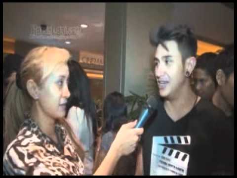 Vicky Nitinegoro & Lia 3 Macan Kompak?