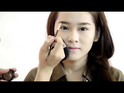 Cách trang điểm ngọt ngào cùng xu hướng lông mày ngang và môi ombre