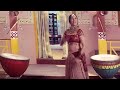 Gale Mein Laal Taai Full Song Hum Tumhare Hain Sanam images Gale Mein Laal Taai Full Song Hum Tumhare Hain Sanam