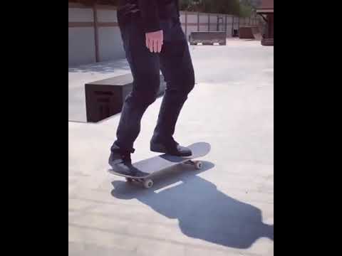 Backyard edit of pure fun and carnage by @shanejoneill 🎥: @jakedarwen | Shralpin Skateboarding