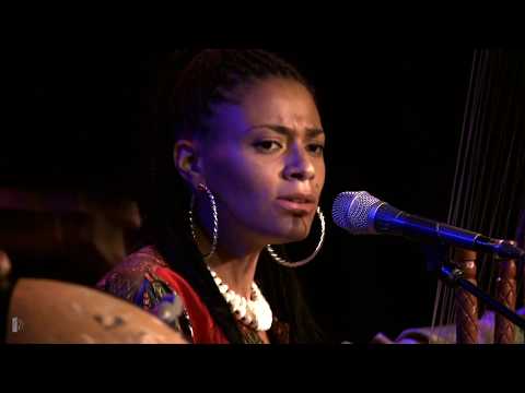 Sona Jobarteh &amp; Band - Mamamuso