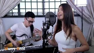Merry Bees - Charlene sings American Boy