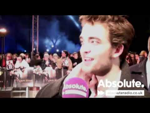 Robert Pattinson at Twilight New Moon Premiere