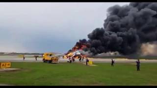 В Шереметьево Загорелся Пассажирский Самолет. Accident Fire Of The Plane In Sheremetyevo