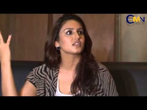 Madhuri Dixit Is A Very Down To Earth Person : Huma Qureshi