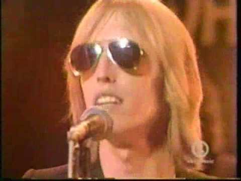 Tom Petty and The Heartbreakers - Listen to Her Heart