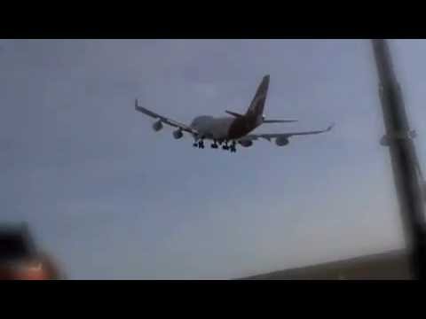 Wicks Aircraft on Qantas 747 Had To Land For More Fuel   Worldnews Com