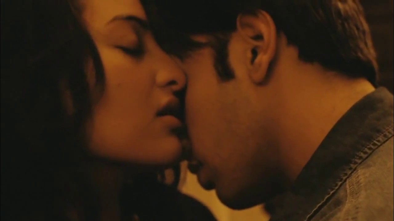 Sonakshi sinha pussy ass compilations