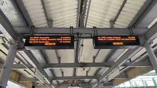 Mike Announces The 0942 Se Service To Sevenoaks - Platform 5