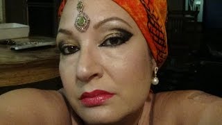 ARABIAN SEX KITTEN CUT CREASE (MATTE EBONY & GOLD) ARABIAN SEX KITTEN CUT CREASE (MATTE EBONY & GOLD)