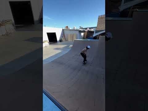 Getting tech on the big mini ramp‼️ #skateboardingisfun #skateclipsdaily #skatelife