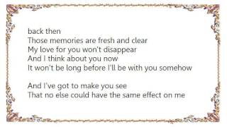 Watch Gloria Estefan Think About You Now video