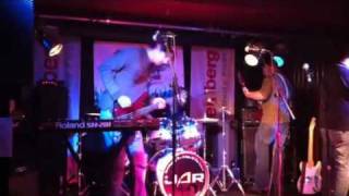 Watch Vonda Shepard Love Will Come And Go video