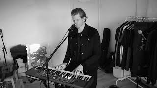 Mattis - Worry Live Bedroom Recording
