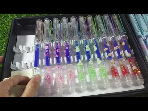 Hộp bút mới: Hộp bút nhung cô gái Hologram mắt kính le lưỡi Bút mực bôi có nước mới 0937899707