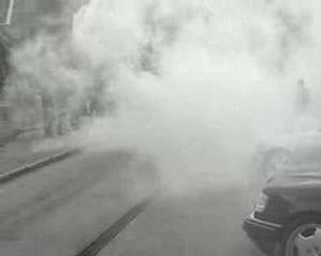 E60AMG w124 and CLK430 w208 Burning rubber E60AMG w124 and CLK430 w208 Burning rubber