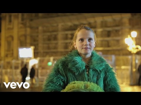 Amira Willighagen - Behind The Scenes (A Trip to Rome)
