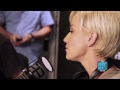 Kellie Pickler Performs "Someone Somewhere Tonight"