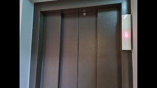 Aufzug Schindler Hotel Ibis Styles Rte De Sion 38, 3960 Sierre, Schweiz