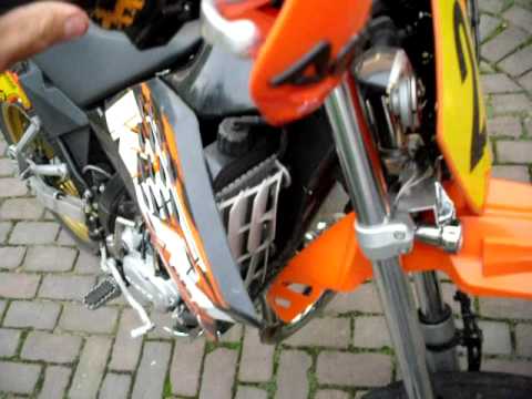 aprilia sx 50. aprilia sx 50 2007 red lion