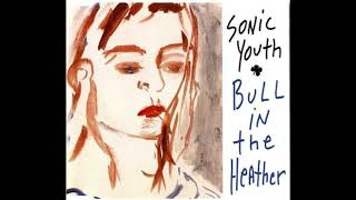 Watch Sonic Youth Razor Blade video