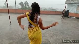 Tip Tip Barsha Pani, Wet Rain Dance Video