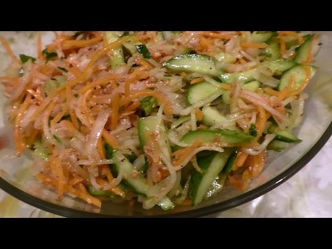 Корейская кухня, салат по-корейски с кольраби Корейская кухня, салат по-корейски с кольраби