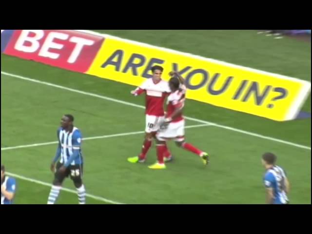 Doblete de Bryan Ruiz ante el Wigan Athletic