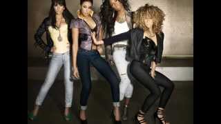 Watch Richgirl Roc video