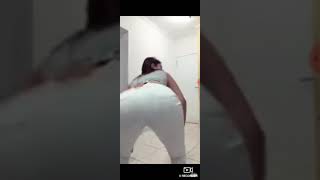 Mc Henny Dancando Funk