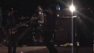 Watch Goodnight Sunrise Trophy Girls video