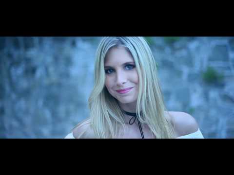 RING A BELL FASHION FILM - COLECCION PRIMAVERA VERANO
