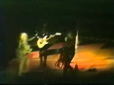 Motley Crue - Knock 'Em Dead, Kid (live 1985) Montreal