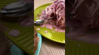 A Genius Way To Steal A Little Food From Your Friend