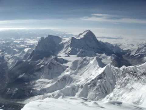 corpses on mt everest. Mount Everest Summit Panorama