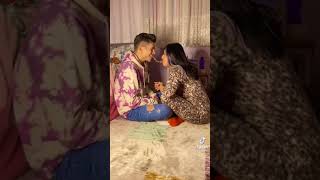 Kırmızı Oje Bin Tiktok Vidyolari