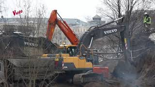 Видео Петрозаводск. Улица Правды. Советский мост. Ремонт провала. от Sacrenom de Dieu, Широкий переулок, Петрозаводск, Россия