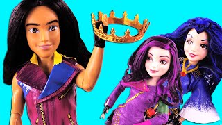 Descendants Jay Steals Frozen Elsa’s Crown PART 2! With Descendans Mal & Evie, Frozen Elsa, Anna