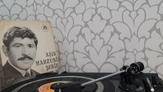 Aşik Mahsuni̇ - İşte Gi̇di̇yorum Çeşmi̇ Si̇yahim 1966 Orji̇nal Plak Kayit
